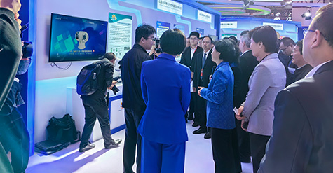 第十二屆APEC中小企業(yè)技術交流暨展覽會盛大開幕，工信部副部長徐曉蘭到和普威視展廳巡館指導